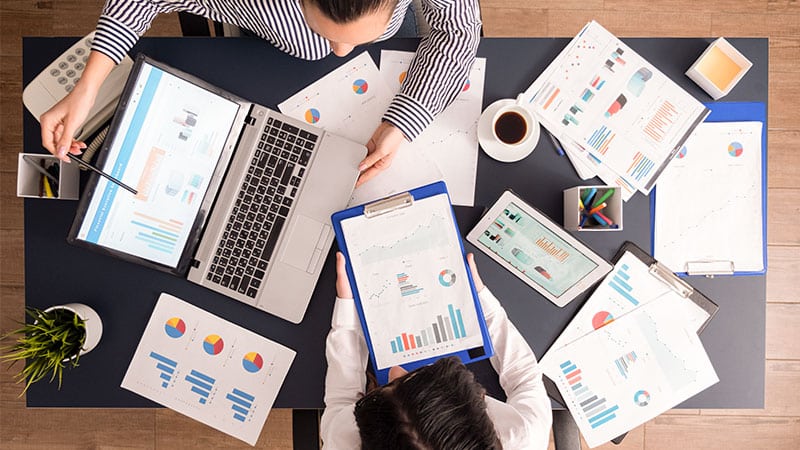 No delegar ni construir un equipo es un error común que impide que tu pyme crezca