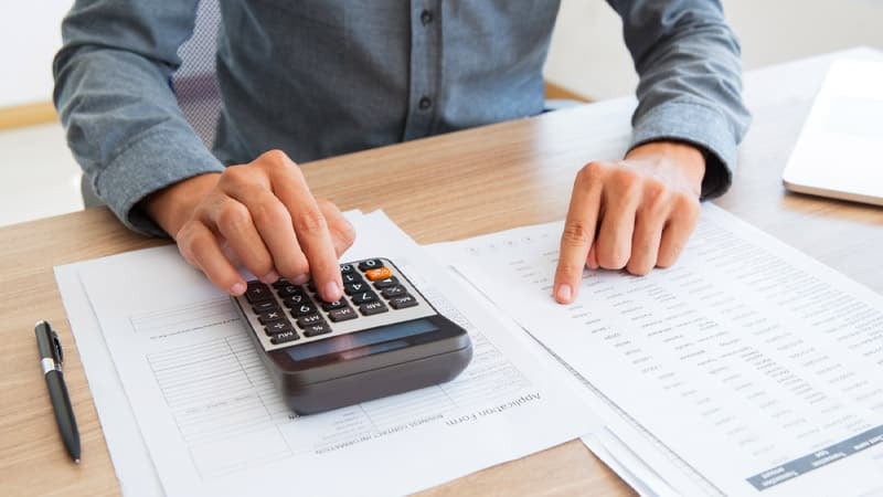 El pago de gratificación es un beneficio laboral que se realiza al trabajador de la empresa en Julio y Diciembre
