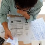 ¿Cómo convertir facturas por cobrar en liquidez inmediata? ¡Sin generar deuda bancaria!